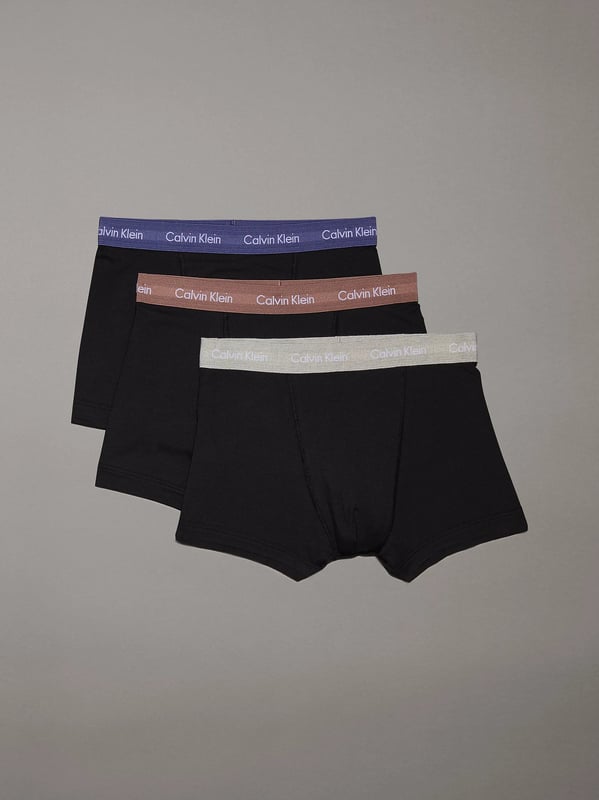 Calvin Klein Calvin Klein COTTON STRETCH Mens 3 Pack Trunks Multicolouredl&gt;
Closure/Fastening: Pull-On
Item Weight: 0.11 KG
Clothing Fit: Regular
Single Or Multi Pack?: 3 Pack
Gift Boxed: No
Material Composition: 95% Cotton, 5% Elastane
Underwear Type: TrunksProduct Code: 0000U2662GQ2E
Clothing Type: Underwear
Closure/Fastening: Pull-On
Item Weight: 0.11 KG
Clothing Fit: Regular
Single Or Multi Pack?: 3 Pack
Gift Boxed: No
Material Composition: 95% Cotton, 5% Elastane
Underwear Type: TrunksProduct Code: 0000U2662GQ2E
Clothing Type: Underwear
Closure/Fastening: Pull-On
Item Weight: 0.11 KG
Clothing Fit: Regular
Single Or Multi Pack?: 3 Pack
Gift Boxed: No
Material Composition: 95% Cotton, 5% Elastane
Underwear Type: TrunksProduct Code: 0000U2662GQ2E