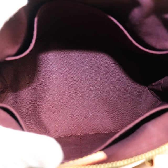 VINTAGE, RRP AS NEW
- General information -
Brand : Louis VuittonItem name : Louis Vuitton Monogram Rivoli PM Shoulder BagModel number : M44543 - Design -Type : Shoulder BagMaterial : CanvasColor : BrownGender : Female- Size -Size : Shoulder strap : 102-118Handle Drop : 32Depth : 11Height : 21Length : 30Item Material : Monogram CanvasItem Color : Brown- Inventory -Serial Number : nullSKU : 120210002970000A0025478075- Included Items -Accessories : null*Before purchasing, please refer to the images of the accessories included with the item.- Condition -Condition : Excellent ConditionRank : Used A Slightly used condition, no visible wear.Condition Notice : Before purchasing, please refer to the images for the exact condition of the item. Measurments:  width: 110 mm length: 300 mm height: 210 mm strap length: 102-118 mm handle drop: 32 mm
 Louis Vuitton Monogram Rivoli PM Shoulder Bag
Color: brown | brown
Material: Canvas | Canvas
Condition: excellent
Size: One Size | One Size
Sign of wear: No
SKU: 464044 / 45877449130232 / 120210002970000A0025478075 
Dimensions:  Length: 300 mm, Width: 110 mm, Height: 210 mm
