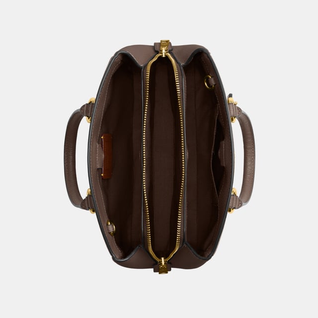 Savannah Small Carryall in Refined Pebble Leather, Four protective feet at base, Inside multifunction pocket
 Center zip compartment,  Length: 28.50 cm,  Width: 10.00 cm,  Height: 18.00 cm