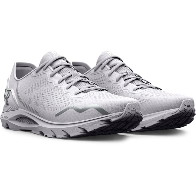 Best for: Everyday runs with a light feelEngineered mesh upper with seamless forefoot for comfort & breathabilityExternal heel counter for lightweight structure & added lockdown3D-molded sockliner cradles the foot for enhanced step-in comfortResponsive UA HOVR™ cushioning reduces impact  returns energy & helps propel you forwardCombination of carbon rubber & blown rubber in the outsole for strategic durability & lightweight reboundUpdated outsole design has flexibility where you need it & disperses impact efficiently for a smooth ride