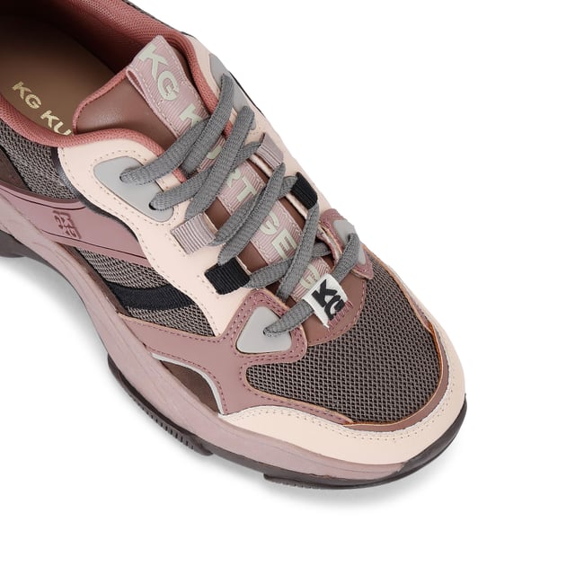 This Lila Trek sneaker arrives with a tonal upper with mesh and rubber panels. The front laces up and there is a KG Kurt Geiger tab on the tongue.
