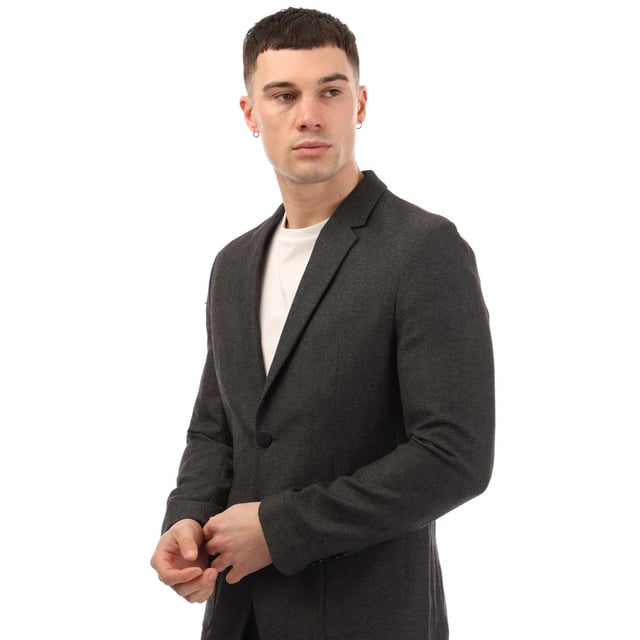 Mens HUGO Areltu Blazer Jacket in charcoal.- Notch lapels.- Button fastening.- Button cuffs.- Slim fit.- 44% Polyester  34% Virgin Wool  22% Cotton.- Ref: 50440505016