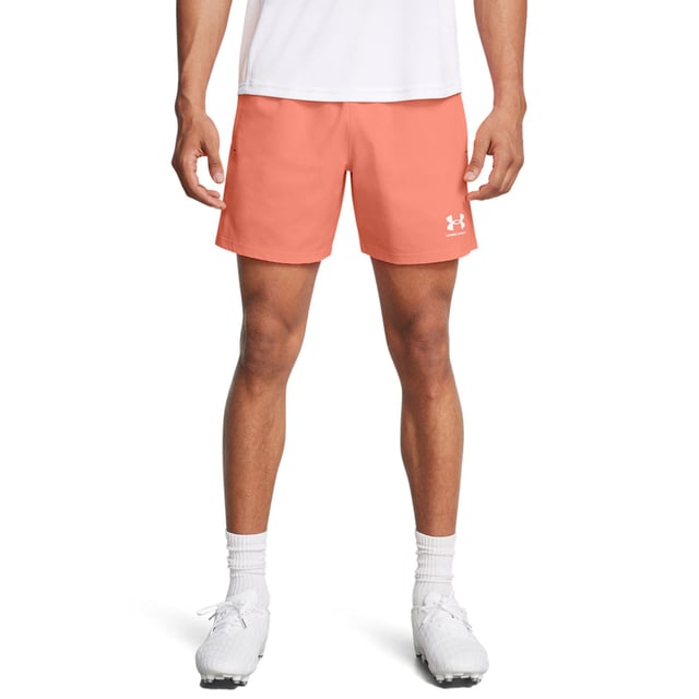 UA Storm technology repels water without sacrificing breathabilityLightweight stretch-woven fabric delivers superior comfort & durabilityMaterial wicks sweat & dries really fast4-way stretch material moves better in every direction.Encased elastic waistband with internal drawcord.Secure  zip hand pockets.Side-vent hem.Uses a fluorine-free water repellent treatment.