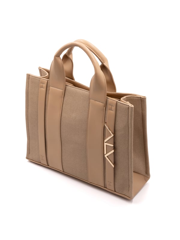 Bolso bandolera para mujer. El cierre es con cremallera. Los bolsillos internos son dos con cremallera y dos abiertos. Los bolsillos externos están ausentes. La bandolera es ajustable y extraíble en piel. El mango es de cuero. Hay un compartimento interno. El material externo es 100%PU. Internamente es 100% Poliéster. Medidas: 37x29x13 cm. Producto de moda