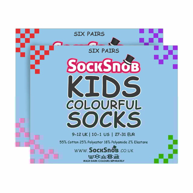 Sock Snob Kids Pack de 12 pares de calcetines de algodón de colores: Unos calcetines fiables para el día a día son esenciales para todos los niños, tanto si los usan para ir al colegio como para vestir de sport. Por eso son imprescindibles estos packs de calcetines de colores para niños en más de 8 colores diferentes. Estos calcetines de algodón son suaves y cómodos, además de aportar una buena selección de colores vivos al cajón de los calcetines de tu hijo. Además, estos calcetines tienen una excelente relación calidad-precio, ya que vienen en paquetes de 12 pares. Ideales para llenar el cajón de los calcetines de los más pequeños para el nuevo trimestre. Estos calcetines contienen un 55% de algodón para aumentar su suavidad y comodidad. El algodón es una fibra muy transpirable, por lo que estos calcetines son perfectos para todo el año. Refrescarán tus pies en verano y mantendrán el calor durante el invierno. En este pack de 12 pares encontrarás calcetines duraderos y fiables para cualquier actividad, incluyendo el colegio y otras actividades. Hay 8 colores para elegir y están disponibles en 2 tallas: 12-3 UK 1-4 US 31-36 EUR y 9-12 UK 10-1 US 27-31 EUR. Están fabricados con un 55% de algodón, un 25% de poliéster, un 18% de poliamida y un 2% de elastano, y se pueden lavar a máquina. Detalles adicionales del producto: Calcetines de colores para niños 11 colores lisos 2 opciones de tallas Suaves y cómodos Pack de 12 pares Relación calidad-precio Ideales para el colegio y para uso informal Lavables a máquina