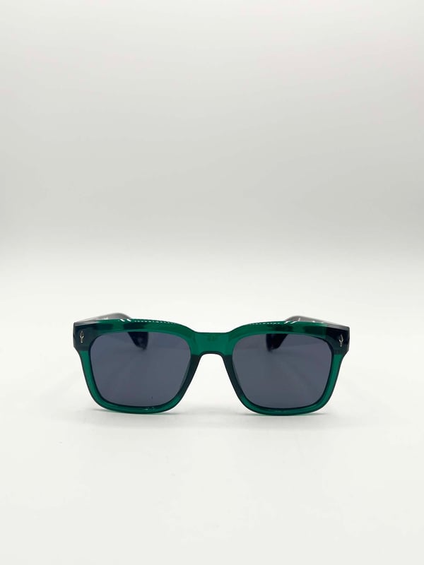 Frame Colour: Green/Black. Lens Colour: Black. Material: AC Lens PC Frame. One Size. SKU: SG2502320.UV 400 PROTECTION. LENS FILTER CATEGORY 3.