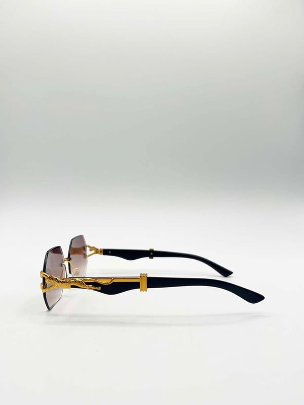 Frame Colour: Gold
Lense Colour: Brown
Material: PC Lens PC Frame
One Size
SKU: SG2501606
UV 400 PROTECTION 
LENS FILTER CATEGORY 3