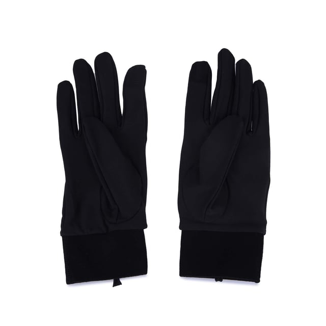 Puma Winter Gloves in black.- Soft  long wrist cuffs.- PUMA branding details.- Reflective decorative details.- Fingertips with smartphone function.- Silicone print on the inside of the palm indicates grip range.- Fleece lining.- 100% Cotton.- Ref: 4200401