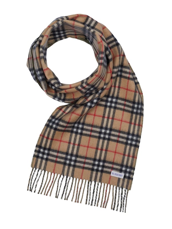 100% cachemira; Bufanda reversible de cachemira de Burberry;  Modelo: 8073526;  Mano de obra de alta calidad;  100% cachemira;  borde de flecos;  Dimensiones (cm): 168 x 30;  Detalles del logotipo de Burberry