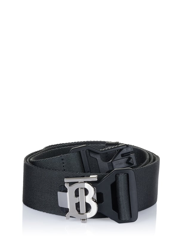 85% poliamida, 15% poliéster; Cinturón Burberry;  Modelo: 8059540;  Mano de obra de alta calidad;  Tamaño ajustable;  Cierre magnético;  Detalles del logotipo de Burberry