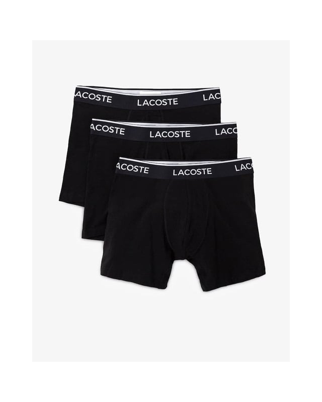 The essential underwear of Lacoste wardrobe.A set of 3 pack trunks made from cotton stretch ensure you maximum comfortRegular fit: regular ease on body, hip and legAllover Branded Waistband with white wording
95% COTTON 5% ELASTANE