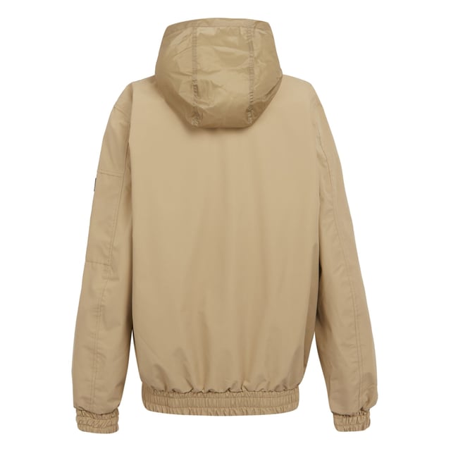 Material: 100 % polyester. Foder: Mesh, Taffeta. Tyg: Peached. Utförande: Slät. Tygteknik: Andningsaktiv, slitstark, DWR-finish, Isotex 10000, Isotex 5000, lätt, vattenavvisande, vattentät, vindtät. Manschett: Elastisk. Urringning: Hög hals, ribbad krage. Ärmtyp: Långärmad. Tejpade sömmar. Funktioner i huven: Justerbar, dold, växande huva. Fickor: 1 säkerhetsficka, 1 ärmficka, 2 nedre fickor, dragkedja. Fästning: Full dragkedja. 10000g/m²/24 timmar. Fåll: Elastisk. Hållbarhet: Tillverkad av återvunnet material.