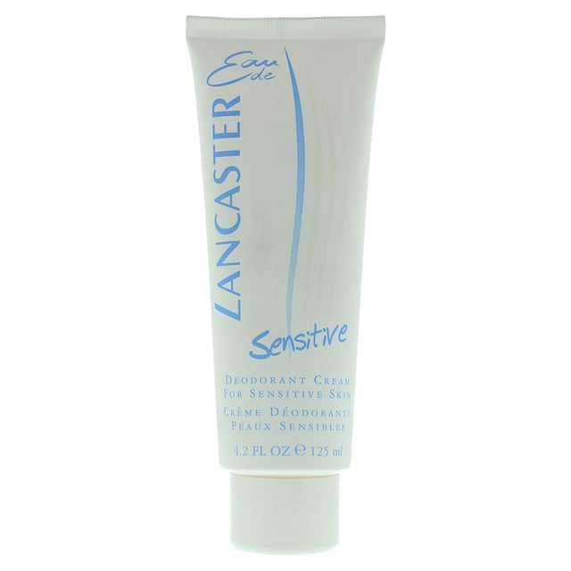 The Lancaster Eau De Lancaster Sensitive Cream Deodorant brings the world of deodorant to creams, moving away from aerosols. The cream is soothing, and protects against odour and moisture, whilst also providing a pleasant and soft fragrance. This is gender neutral and can be used after waxing to help sooth the skin thanks to it's sensitive formula.
