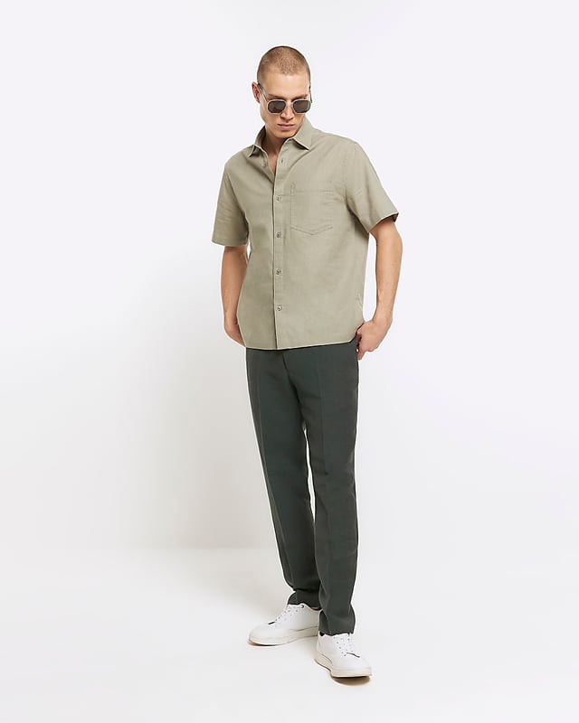 Revere Collar, Short Sleeve, Slim fit, Linen Blend, Button fastening, Front Pocket