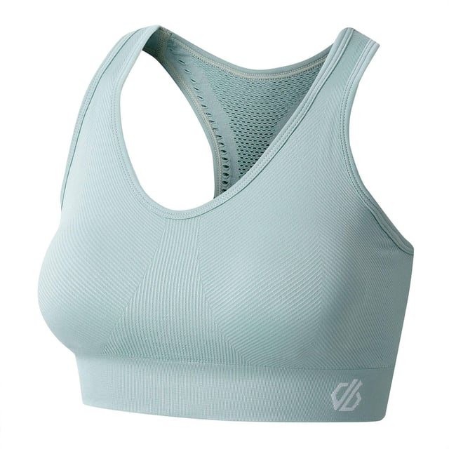 50% Recycled Polyamide, 45% Polyamide, 5% Elastane. Design: Logo, Plain. Fabric Technology: Breathable, Moisture Wicking, Odour Control, Q-Wic Plus, Quick Dry, SeamSmart Technology. Laser Cut, Medium Support, Removable Padded Cups, Seamless. Back Style: Racerback. Fit: Form-Fit. XS: 30 in. S: 32 in. M: 36 in. L: 38 in. XL: 40 in.