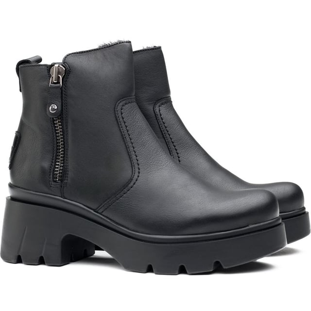 Embrace the seasonal changes in style and confidence with the Panama Jack Phuket ankle boots. These black Leather boots blend premium materials with a cleated, rugged rubber sole to provide a gripping, sturdy stride, whilst the block heel and raised sole give extra height. The cosy, cuddly faux fur plush lining keeps your feet warm on chilly days. Their contemporary design showcases a toggled zip with silver hardware and heel branding. These Panama Jack boots are your quintessential companion for a versatile, modern look.