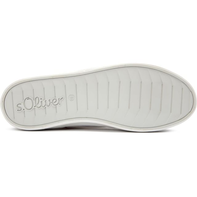 Womens white S Oliver canvas slip-on trainers, manufactured with cotton and a rubber sole. Featuring: engraved ring branding, concealed gussets, slip-on and soft foam insole.
