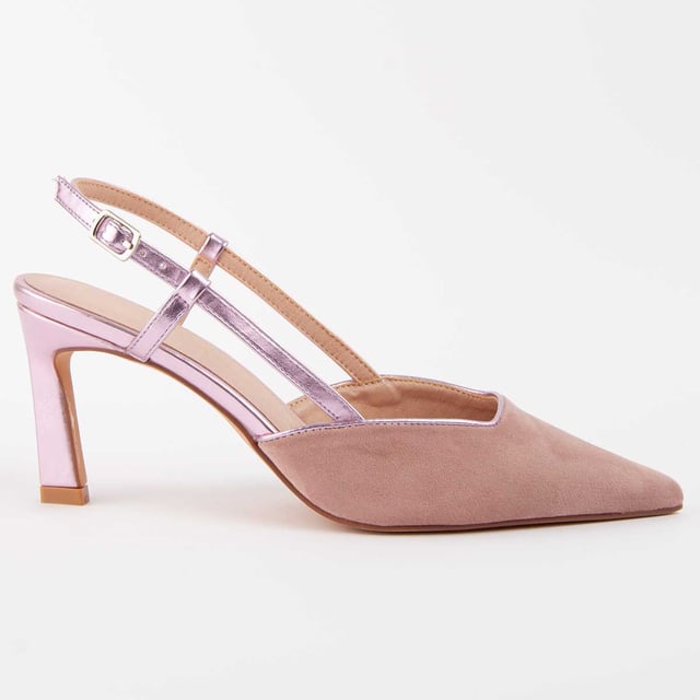 Heeled shoes for women. 100% natural leather insole. Comfortable fit. Manufactured by other brands for our brand. Approximate measurements: 6 cm heel