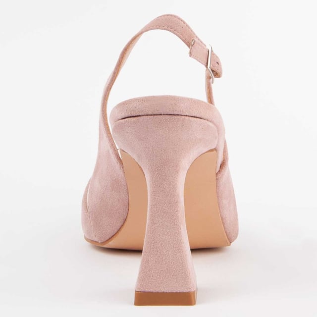 Hakken schoenen voor dames. 100% natuurlijke leren inlegzool. Comfortabele pasvorm. Gemaakt door andere merken voor ons merk. Ongeveer 8 cm hak