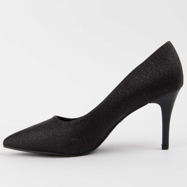 Hakken schoenen voor dames. Comfortabele pasvorm. Gemaakt door andere merken voor ons merk. Ongeveer 8 cm hak