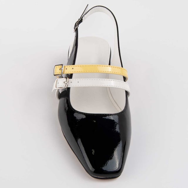 High-Heel Schuh für Damen. Einlegesohle aus 100% natürlichem Leder. Bequemer Sitz. Hergestellt von anderen Marken für unsere Marke. Ungefähre Maße: 4 cm Absatz.