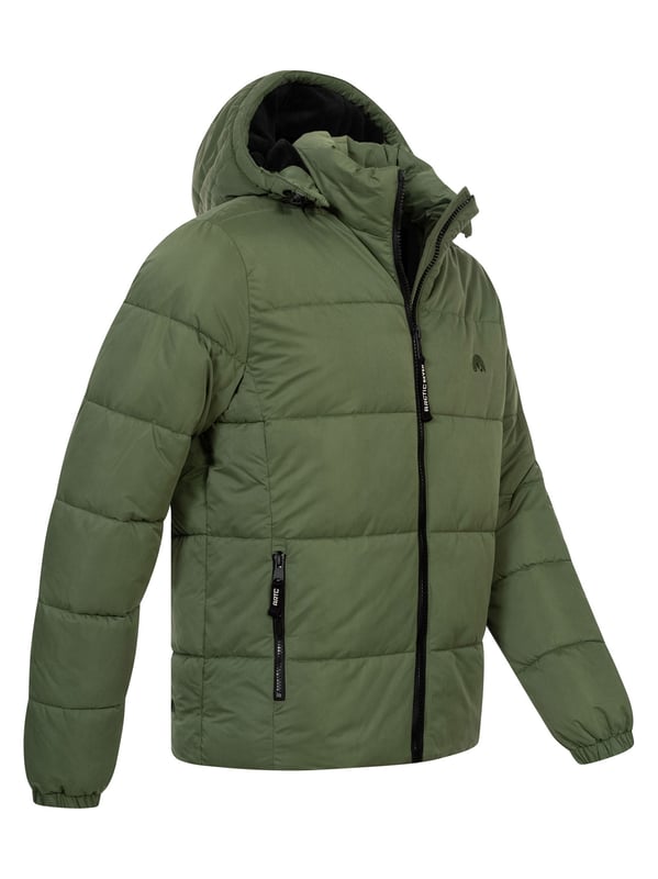 Arctic Seven Chaqueta de Invierno para Hombre – Chaqueta Acolchada Resistente al Viento y al Agua con Capucha Desmontable
Esta chaqueta de invierno Arctic Seven combina perfectamente estilo y funcionalidad. Es ligera pero cálida, con un cuello alto y una capucha desmontable, ideal para protegerse del viento y el frío.

✔ Resistente al viento y al agua
✔ Capucha desmontable con cordón elástico
✔ Cuello alto & puños acanalados
✔ Bolsillos laterales e interiores con forro polar
✔ Cremallera robusta con tirador grande

Material:
Tejido exterior: 100% Poliéster
Forro interior: 100% Poliéster
Relleno & acolchado: 100% Poliéster