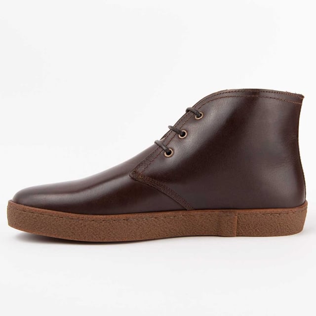 Purapiel Warranty, 10 years warranty. Casual boots for men. Made with 100% natural leather, free of Chromium VI. Made with the highest quality materials. Manufactured by other brands for our brand