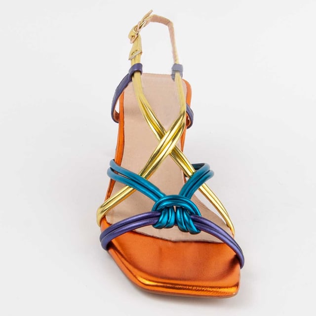 Heeled sandals for women. 100% natural leather insole. Comfortable fit. Manufactured by other brands for our brand. Approximate measurements: 6 cm heel