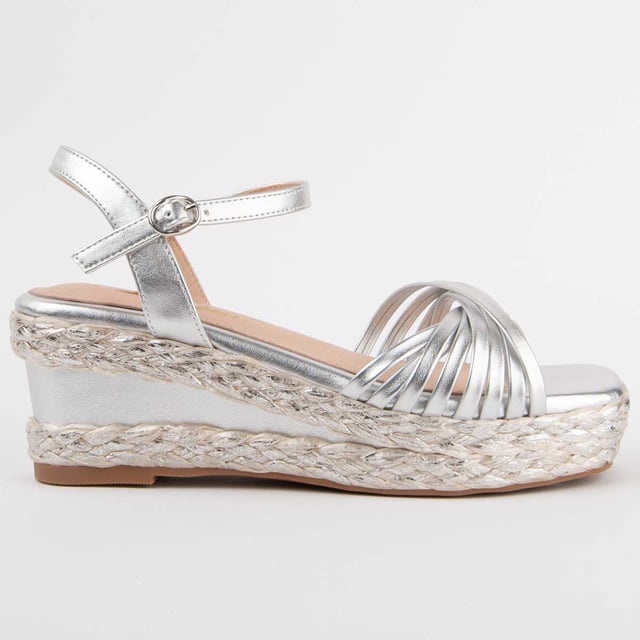 Espadrille Wedges für Damen. Einlegesohle aus 100% natürlichem Leder. Bequemer Sitz. Hergestellt von anderen Marken für unsere Marke. Ungefähre Maße: 7 cm Keil und 3 cm Plattform.