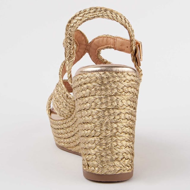 Espadrille Wedges für Damen. Einlegesohle aus 100% natürlichem Leder. Bequemer Sitz. Hergestellt von anderen Marken für unsere Marke. Ungefähre Maße: 9 cm Keil und 3 cm Plattform.