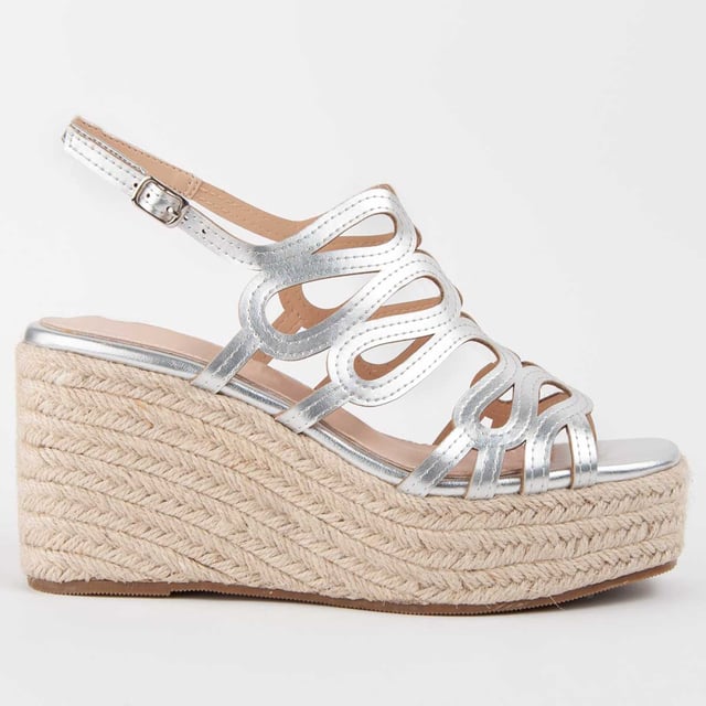 Espadrille Wedges für Damen. Einlegesohle aus 100% natürlichem Leder. Bequemer Sitz. Hergestellt von anderen Marken für unsere Marke. Ungefähre Maße: 8 cm Keil und 3 cm Plattform