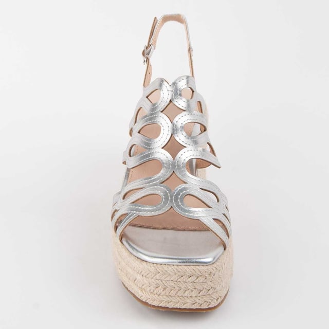 Espadrille Wedges für Damen. Einlegesohle aus 100% natürlichem Leder. Bequemer Sitz. Hergestellt von anderen Marken für unsere Marke. Ungefähre Maße: 8 cm Keil und 3 cm Plattform