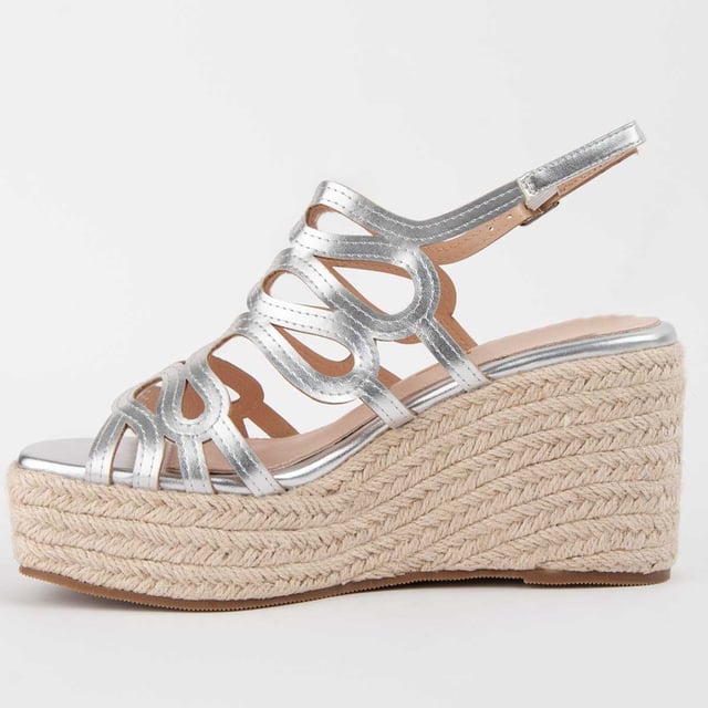 Espadrille Wedges für Damen. Einlegesohle aus 100% natürlichem Leder. Bequemer Sitz. Hergestellt von anderen Marken für unsere Marke. Ungefähre Maße: 8 cm Keil und 3 cm Plattform