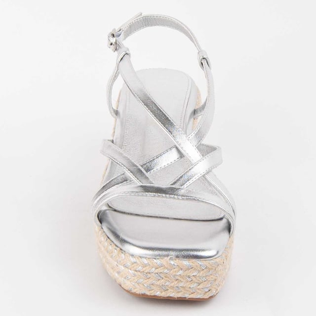 Espadrille Wedges für Damen. Einlegesohle aus 100% natürlichem Leder. Bequemer Sitz. Hergestellt von anderen Marken für unsere Marke. Ungefähre Maße: 7 cm Keil und 3 cm Plattform.