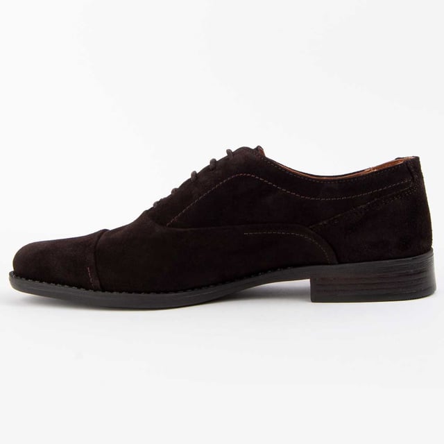 Garantía Purapiel, 10 años de garantía. Zapato casual para hombre. Fabricado en cuero 100% natural libre de Cromo VI. Materiales de máxima calidad. Fabricado por otras marca para nuestra marca.