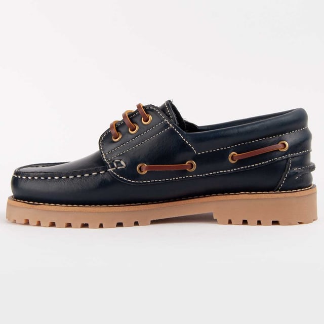 Purapiel garantie, 10 jaar garantie. Bootsschoenen voor dames. Gemaakt van 100% natuurlijk leer. Comfortabele pasvorm. Gemaakt door andere merken voor ons merk