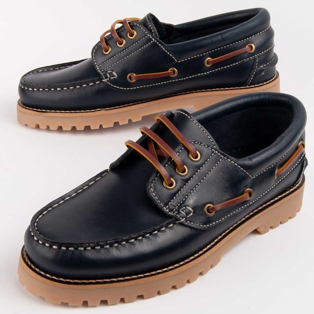 Purapiel garantie, 10 jaar garantie. Bootsschoenen voor dames. Gemaakt van 100% natuurlijk leer. Comfortabele pasvorm. Gemaakt door andere merken voor ons merk