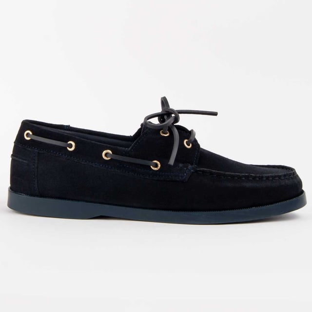Purapiel Warranty, 10 years warranty. Casual boat shoes for men. Made with 100% natural leather, free of Chromium VI. Water-repellent suede. Made with the highest quality materials. Manufactured by other brands for our brand