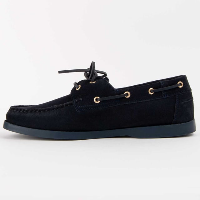 Purapiel Warranty, 10 years warranty. Casual boat shoes for men. Made with 100% natural leather, free of Chromium VI. Water-repellent suede. Made with the highest quality materials. Manufactured by other brands for our brand