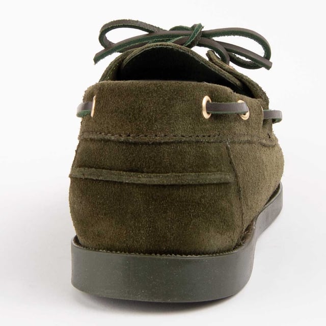 Garantía Purapiel, 10 años de garantía. Náutico casual para hombre. Fabricado en cuero 100% natural libre de Cromo VI. Serraje hidrofugado. Materiales de máxima calidad. Fabricado por otras marca para nuestra marca.
