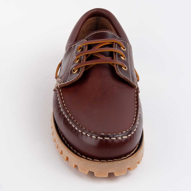 Garantía Purapiel, 10 años de garantía. Náutico para hombre. Fabricado en piel 100% natural. Calce cómodo. Fabricado por otras marcas para nuestra marca.
