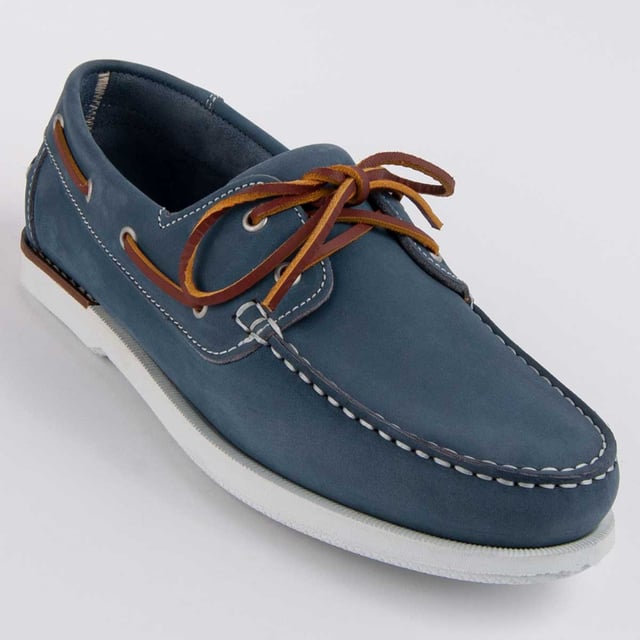 Purapiel Warranty, 10 years warranty. Casual boat shoes for men. Made with 100% natural leather, free of Chromium VI. Made with the highest quality materials. Hand-stitched. Non-slip rubber sole. Manufactured by other brands for our brand