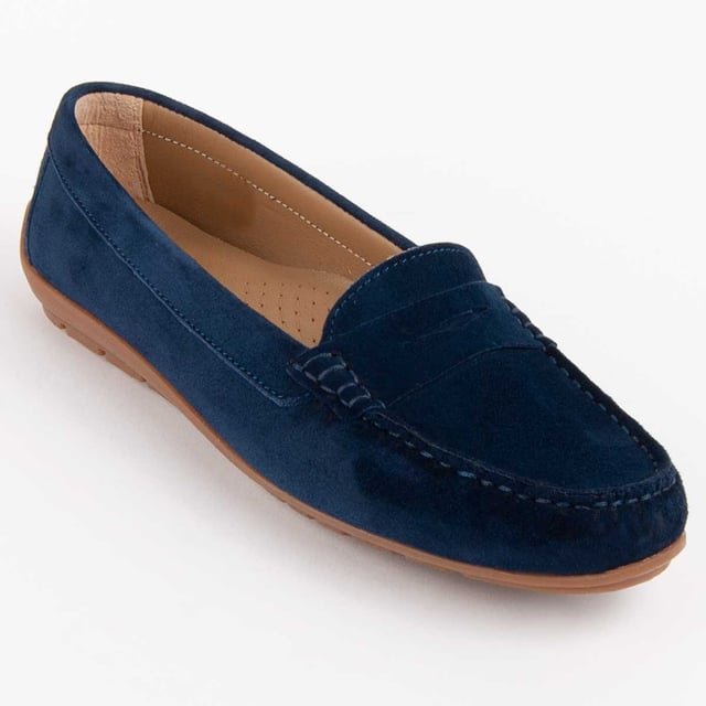 Garantía Purapiel, 10 años de garantía. Mocasín casual para mujer. Hecho en piel natural. Calce cómodo. Fabricado por otras marcas para nuestra marca.