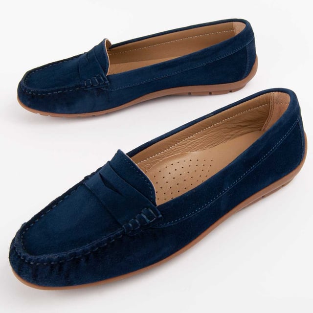 Garantía Purapiel, 10 años de garantía. Mocasín casual para mujer. Hecho en piel natural. Calce cómodo. Fabricado por otras marcas para nuestra marca.