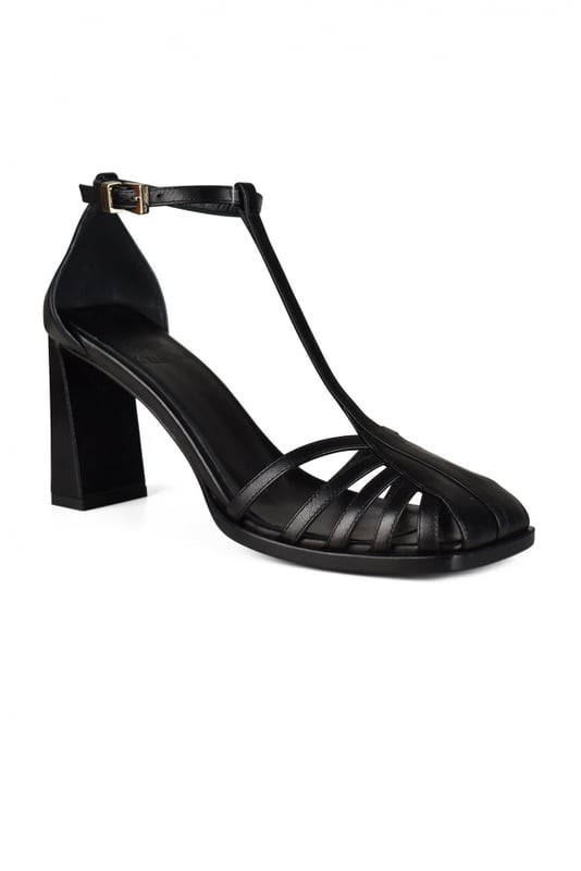 Sandalias Spider Anest Collective de piel negra lisa.Correa de tobillo con cierre dorado. Punta cuadrada.Tacón cuadrado de 8 cm.100% cuero.Made in Italy.
