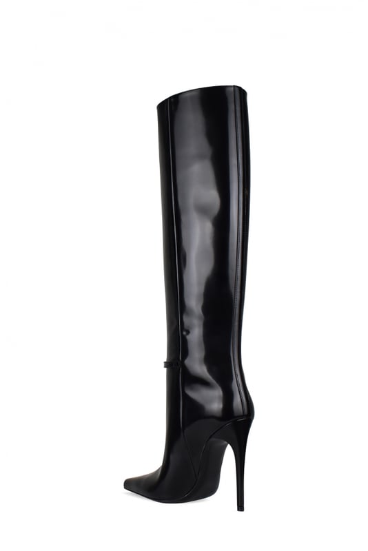 Saint Laurent  Vendome  laarzen van glanzend zwart leer.Decoratieve gesp met verzilverde metalen afwerking.Puntpuntige neus.Naaldhak van 11 cm.100% leer.Gemaakt in Italië.