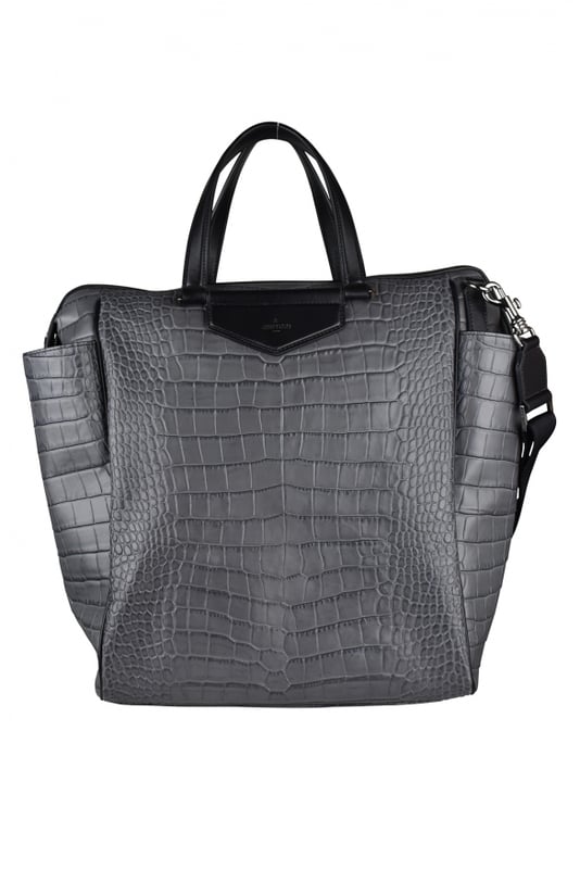 Cartera Jimmy Choo en piel gris efecto cocodrilo.Bolso de forma rectangular.Canesú delantero de piel negra Jimmy Choo.Asas de piel negra.Asa extraíble. 100% piel de becerro.Made in Italy.