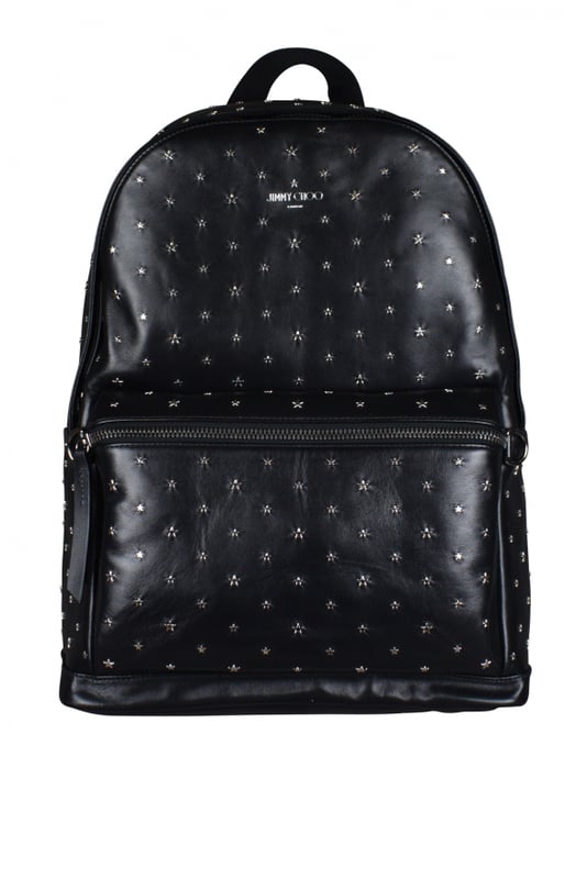 Mochila Wilmer Jimmy Choo en piel negra.Estrellas con tachuelas en la parte delantera del bolso.Correas negras ajustables.Dimensiones: profundidad 12 cm x altura 43 cm x anchura 31 cm.Made in Italy.