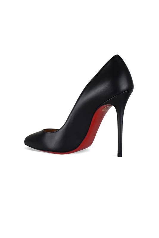Kate 100 Christian Louboutin pumps.In zwart leer.Puntpunt.10 cm naaldhak.Rode buitenzool.Gemaakt in Italië.