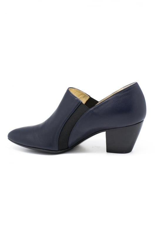 Walter Steiger Seventy Eight dubbelzijdige elastische laarzen van blauw leer.Hak 5 cm.Leren zool.Gemaakt in Italië.
